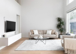 Luxury loft-house with sauna & jacuzzi in Espoo